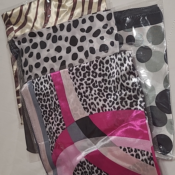 Scarf bundle 4 all new - Picture 3 of 3